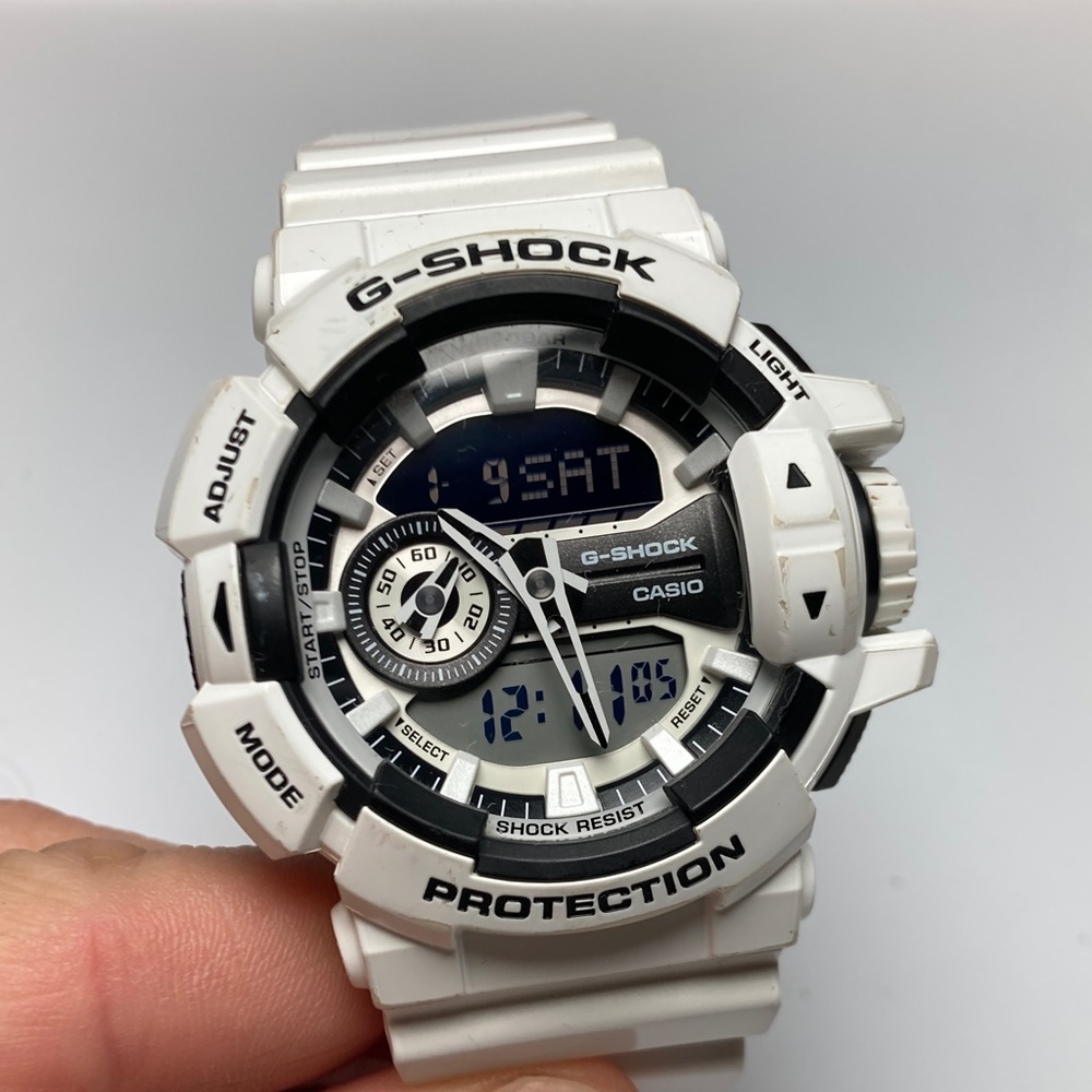 Casio Gshock GA-400, white black stormtrooper, new battery, light works - Picture 3 of 16